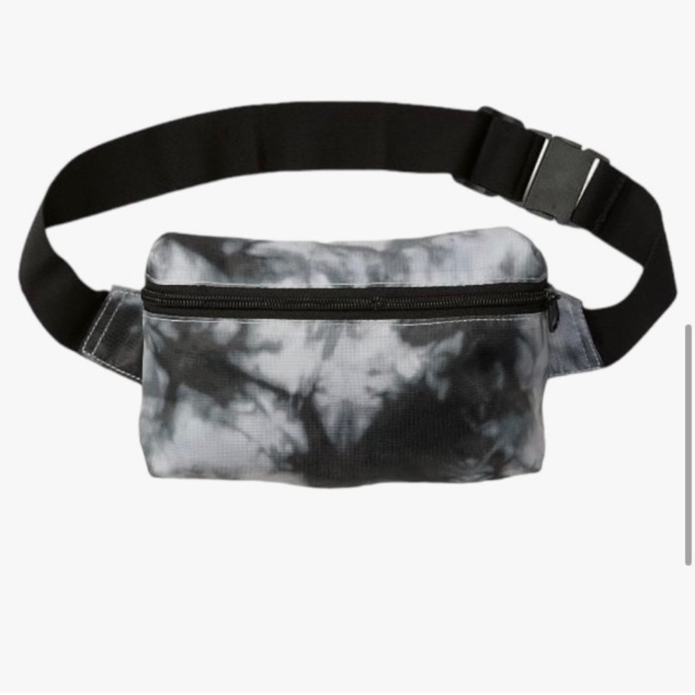 PINK Convertible Fanny Pack/Backpack - Picture 4 of 7